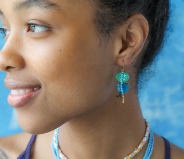 Duet Earrings in Black