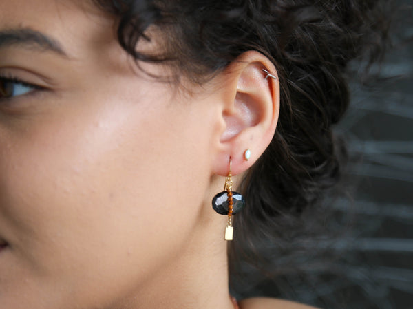 Solo Earrings in Green Chalcedony