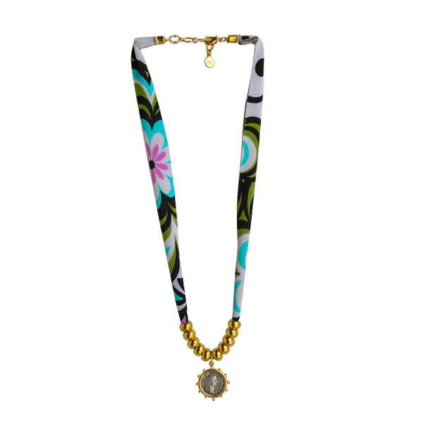 Two Tone Fabric Neck in Black Multi